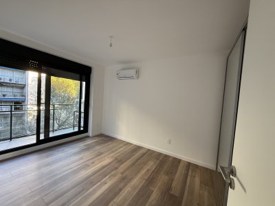 Apartamento ID.94 - ALQUILER APARTAMENTO 1 DORMITORIO POCITOS CON COCHERA