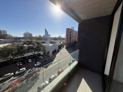 Apartamento ID.98 - ALQUILER APARTAMENTO 2 DORMITORIOS CENTRO CON COCHERA