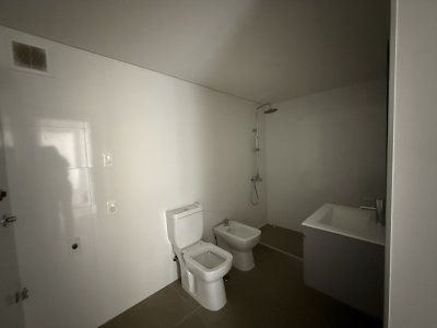 Apartamento ID.123 - ALQUILER 2 DORMITORIOS TRES CRUCES CON COCHERA A ESTRENAR