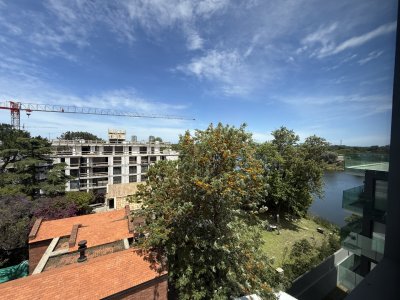 Apartamento ID.135/VENTA-3-DORMITORIOS-2-COCHERAS-PARQUE-MIRAMAR - VENTA 3 DORMITORIOS 2 COCHERAS PARQUE MIRAMAR