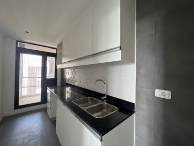 Apartamento ID.120/VENTA-INTERLAGOS-2-DORMITORIOS-CON-COCHERA - VENTA INTERLAGOS 2 DORMITORIOS CON COCHERA