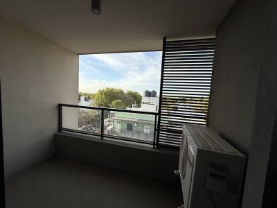 Apartamento ID.123 - ALQUILER 2 DORMITORIOS TRES CRUCES CON COCHERA A ESTRENAR