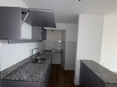 Apartamento ID.123 - ALQUILER 2 DORMITORIOS TRES CRUCES CON COCHERA A ESTRENAR