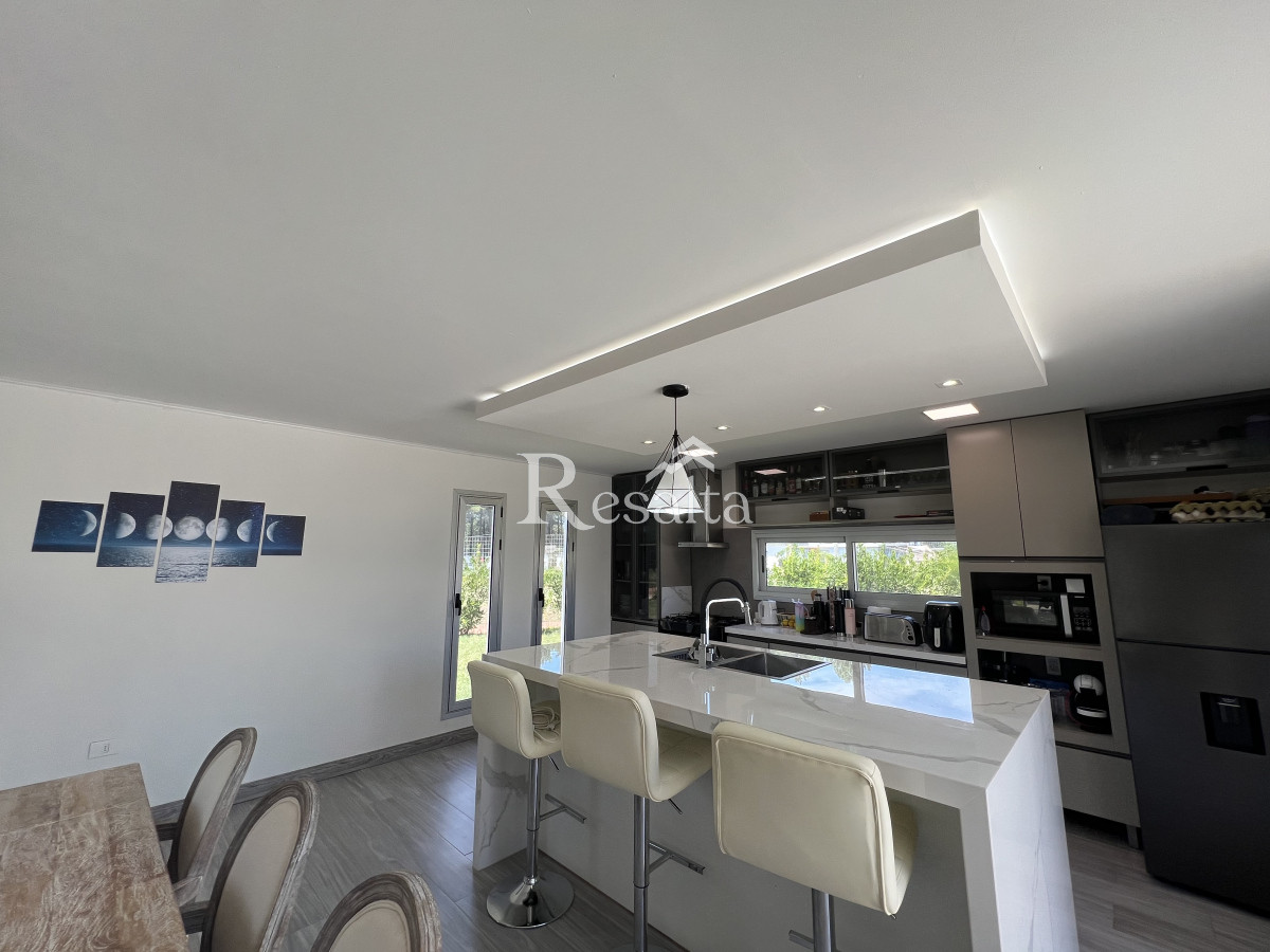Casa ID.48/Venta-Casa-Pinares - Venta Casa Barrio Privado Chacra Pinares