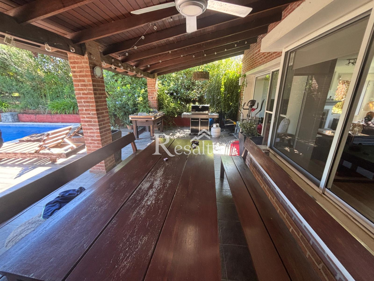 Casa ID.99/VENTA-CASA-LA-TAHONA-4-DORMITORIOS-CON-PISCINA - VENTA CASA LA TAHONA 4 DORMITORIOS CON PISCINA