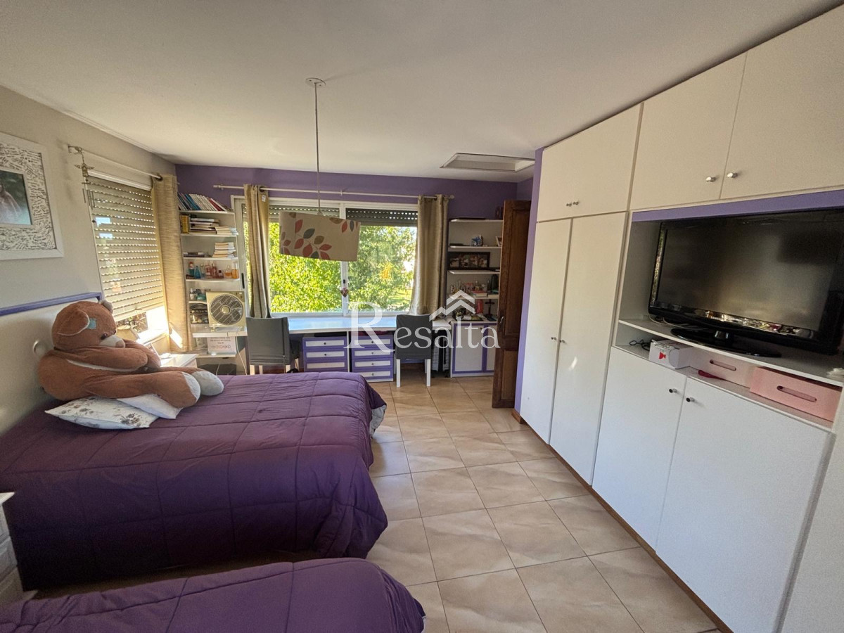 Casa ID.99/VENTA-CASA-LA-TAHONA-4-DORMITORIOS-CON-PISCINA - VENTA CASA LA TAHONA 4 DORMITORIOS CON PISCINA