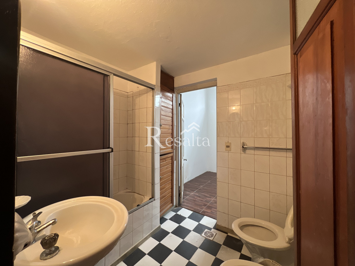 Casa ID.71/VENTA-CASA-3-DORMITORIOS-LA-BLANQUEADA - VENTA CASA 3 DORMITORIOS LA BLANQUEADA