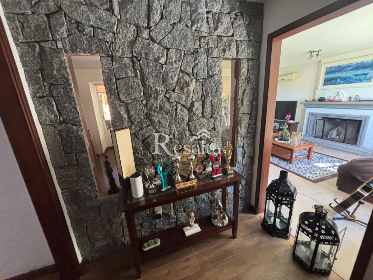 Casa ID.99/VENTA-CASA-LA-TAHONA-4-DORMITORIOS-CON-PISCINA - VENTA CASA LA TAHONA 4 DORMITORIOS CON PISCINA