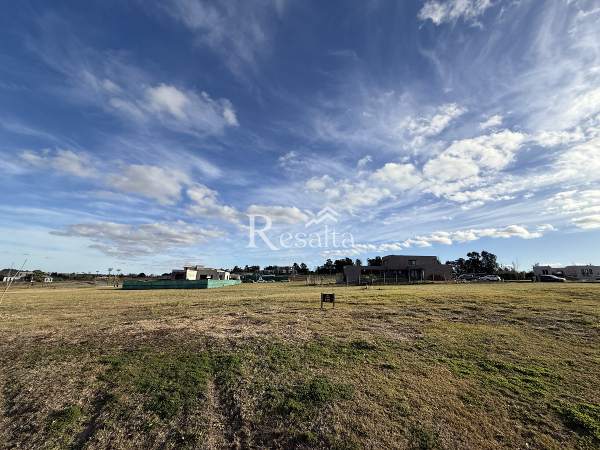Terreno ID.114/LOTE---TERRENO-EN-VENTA-TAHONA-BARRIO-CAVAS- - LOTE - TERRENO EN VENTA TAHONA BARRIO CAVAS 
