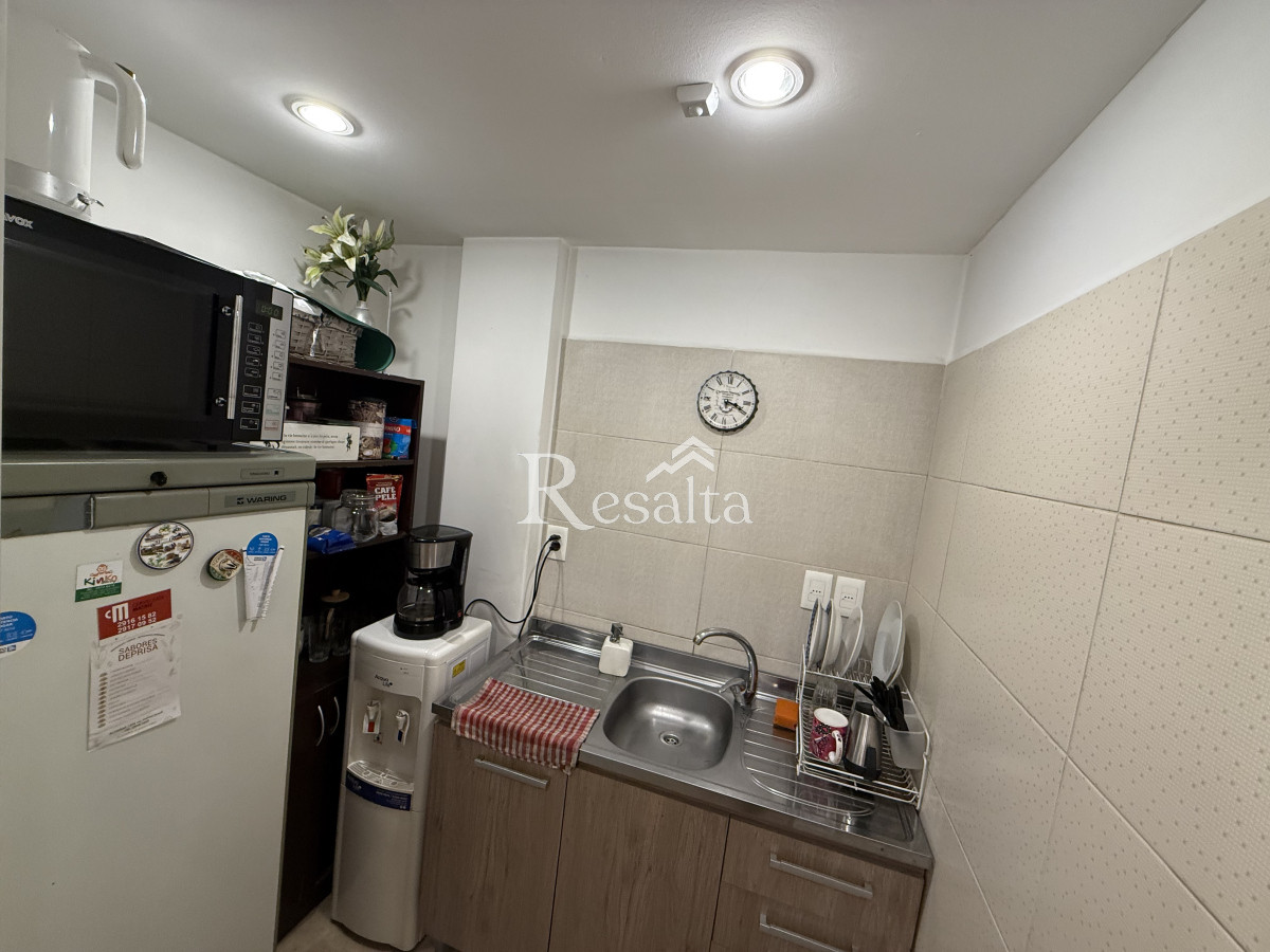 Oficina ID.92/VENTA-OFICINA-CON-RENTA-CIUDAD-VIEJA - VENTA OFICINA CON RENTA CIUDAD VIEJA