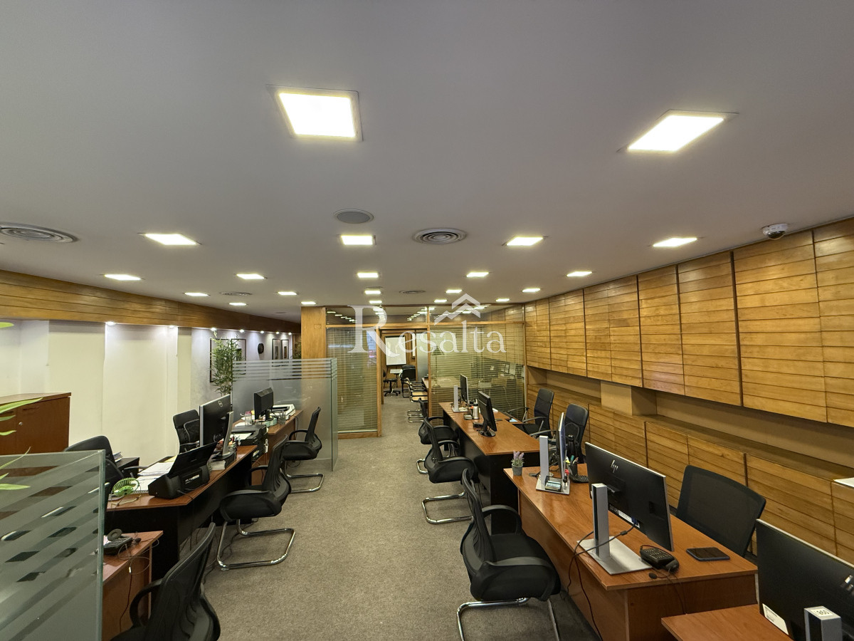 Oficina ID.92/VENTA-OFICINA-CON-RENTA-CIUDAD-VIEJA - VENTA OFICINA CON RENTA CIUDAD VIEJA