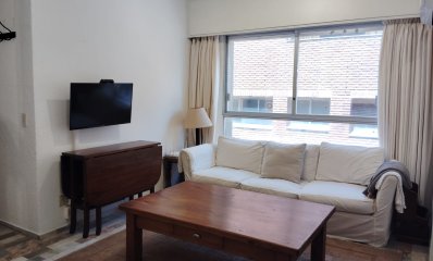 Apto en venta, Reciclado, a metros del Mar, con garage