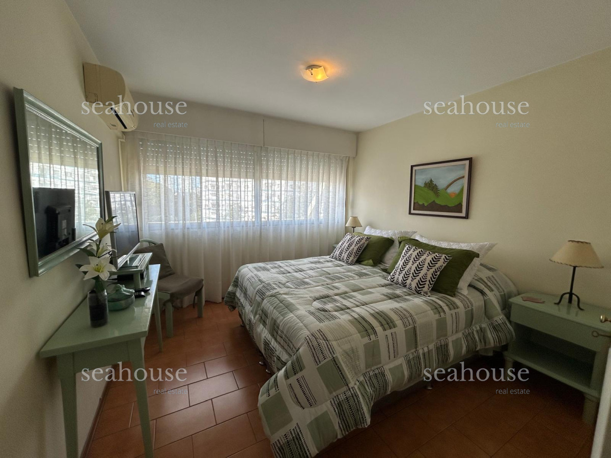 Apartamento Ref.1312 - Apto en venta en Aidy Grill, terraza, reciclado