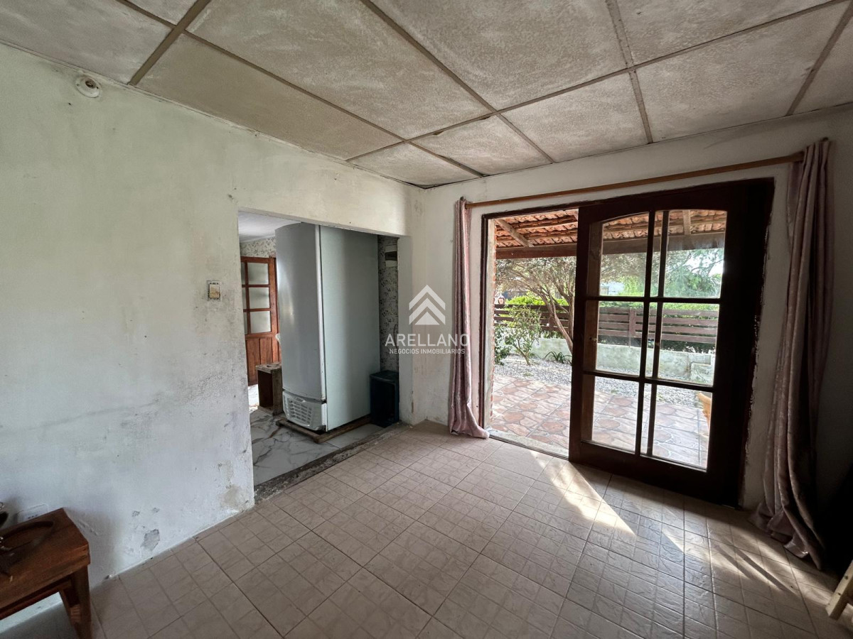 Casa ID.4382 - Venta casa 2 Dormitorios Barrio La Sonrisa