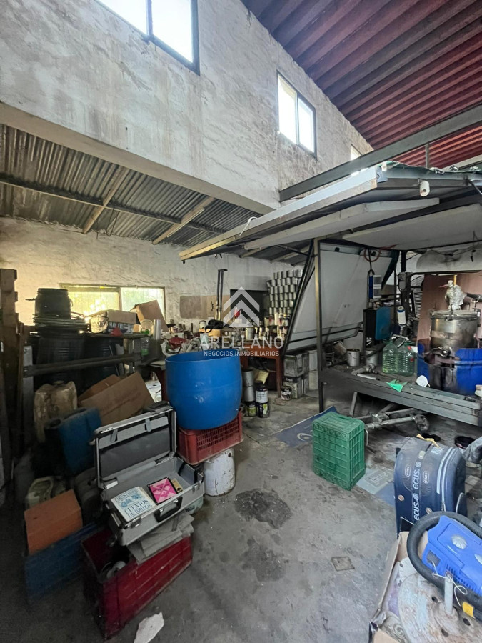 Local Comercial ID.4698 - GRAN OPORTUNIDAD. TERRENO CON GALPON