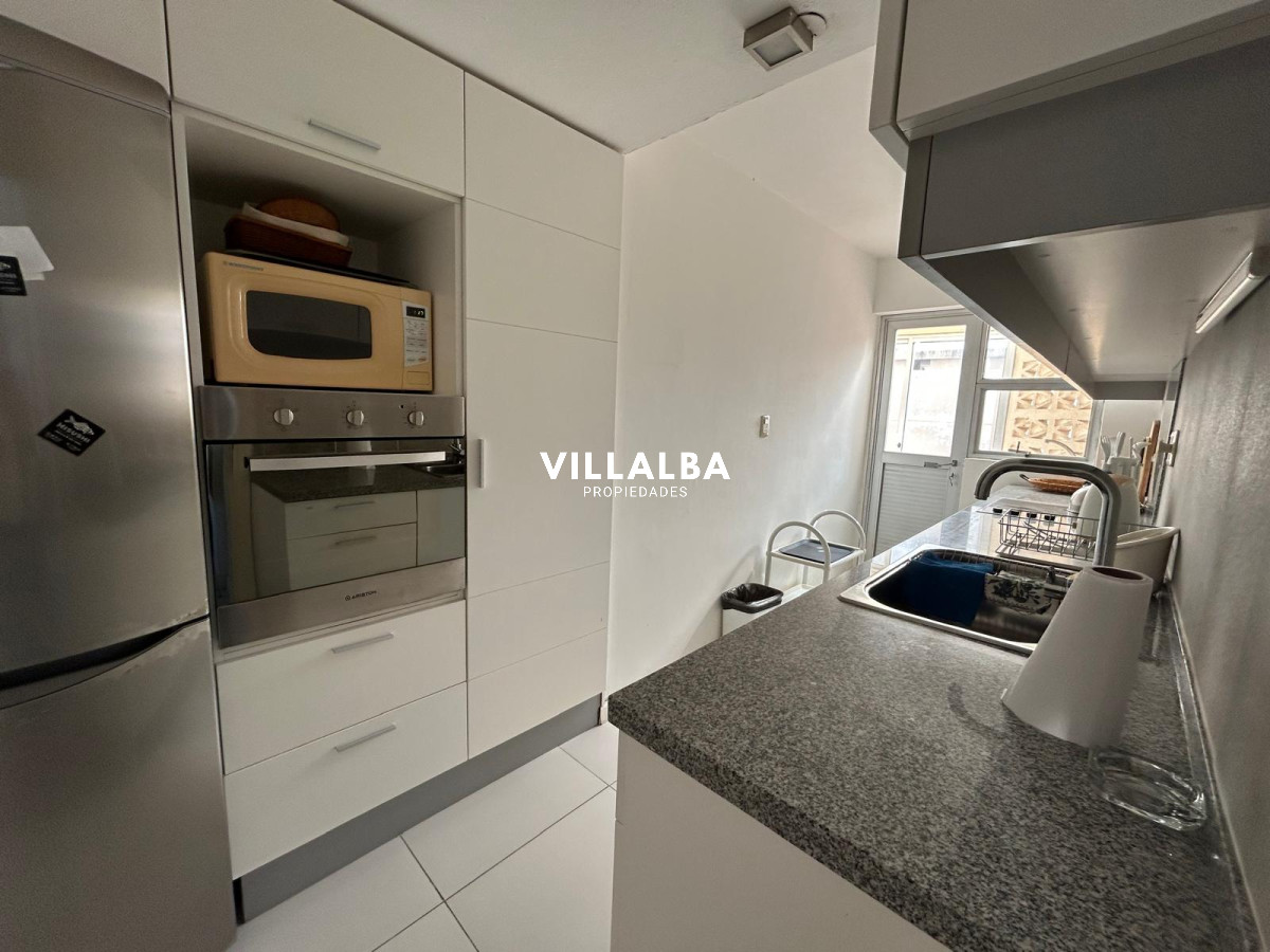 Apartamento ID.3953 - Se vende hermoso y amplio apto en la Peninsula 