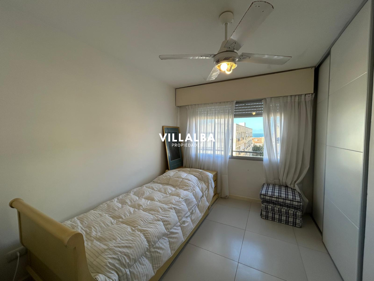 Apartamento ID.3953 - Se vende hermoso y amplio apto en la Peninsula 