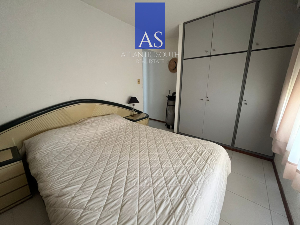 Apartamento ID.4318 - Apartamento 2 dromitorios con terraza, parrillero propio, cochera Punta del Este