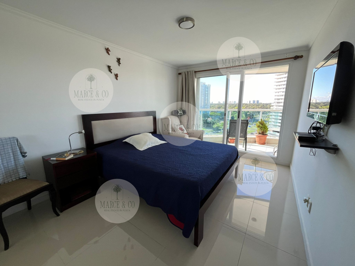 Apartamento ID.398 - Hermoso apartamento, amplia terraza, garage en subsuelo.