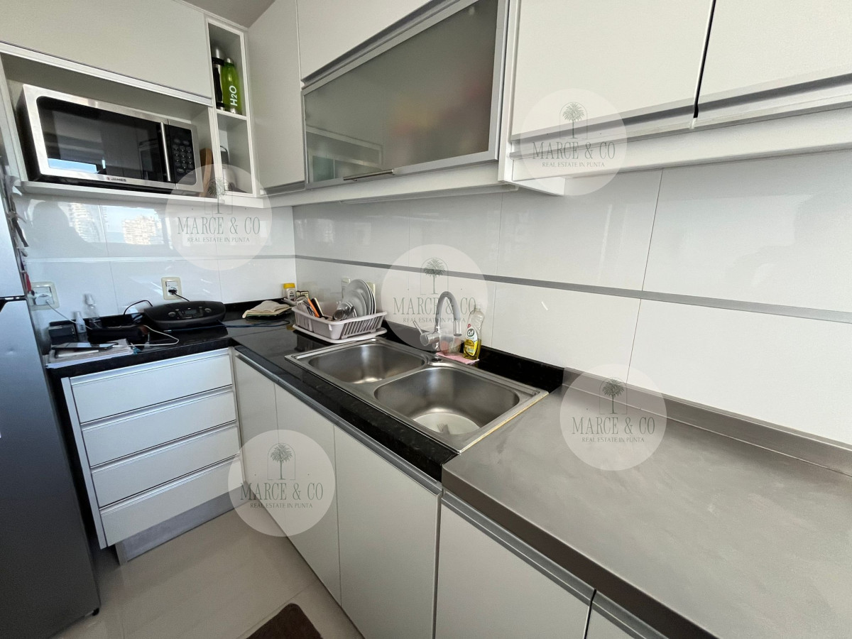 Apartamento ID.398 - Hermoso apartamento, amplia terraza, garage en subsuelo.