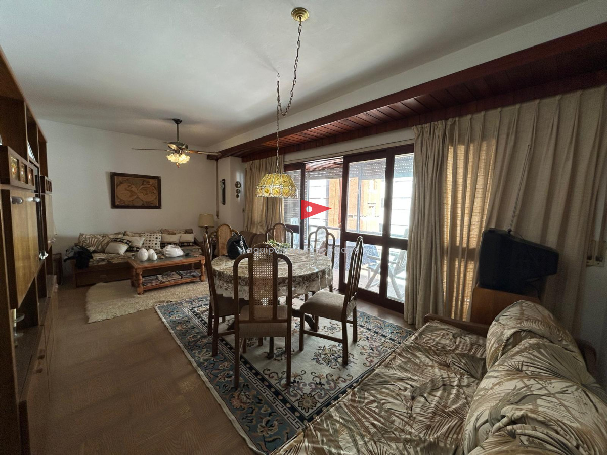 Apartamento ID.193 - Venta de apto en Edificio Islamar, a metros de las Playas 