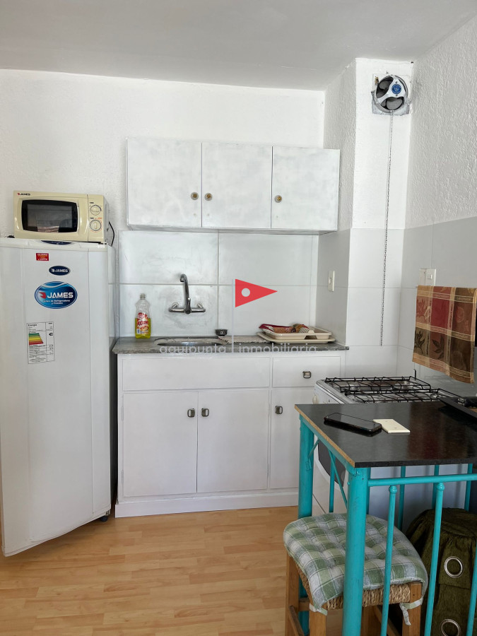 Apartamento ID.192 - Apto en venta en La Peninsula, con cochera. - Bajos gastos comunes