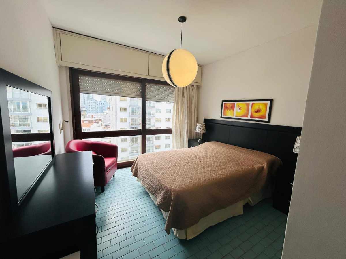 Apartamento ID.2902 - Apto en Venta en Edificio Islamar, Terraza, garage en subsuelo