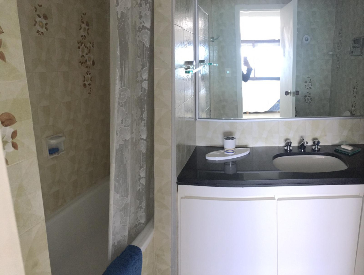 Apartamento ID.2308 - Piso alto con vista, Edificio con sevicios