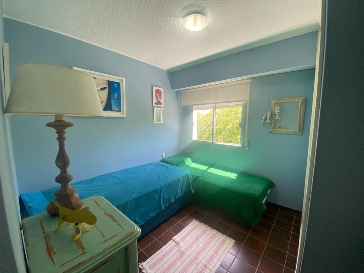 Apartamento ID.2848 - Comodo apto, reciclado, con terraza y cochera 