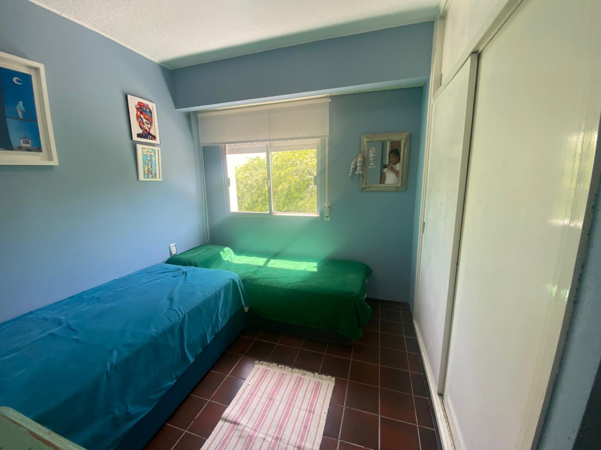 Apartamento ID.2848 - Comodo apto, reciclado, con terraza y cochera 
