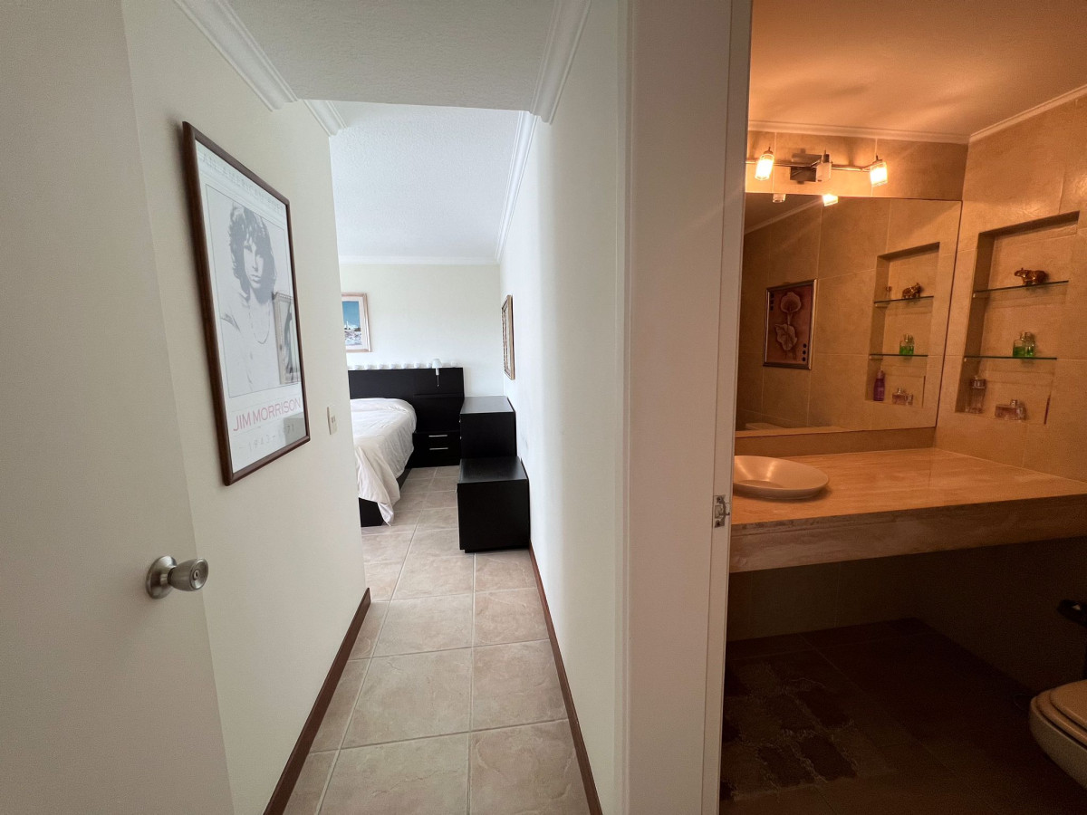 Apartamento ID.1092 - ¡Hermoso apartamento! Primera Linea al Mar 