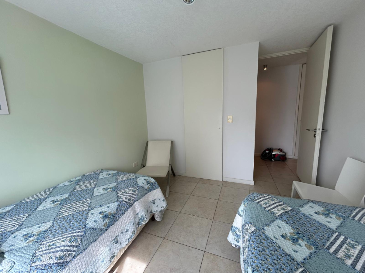 Apartamento ID.2827 - A 100 metros de la Playa Brava
