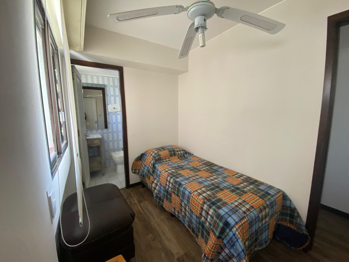 Apartamento ID.2850 - Excelente vista a la Playa Brava, Ideal para vivir todo el año
