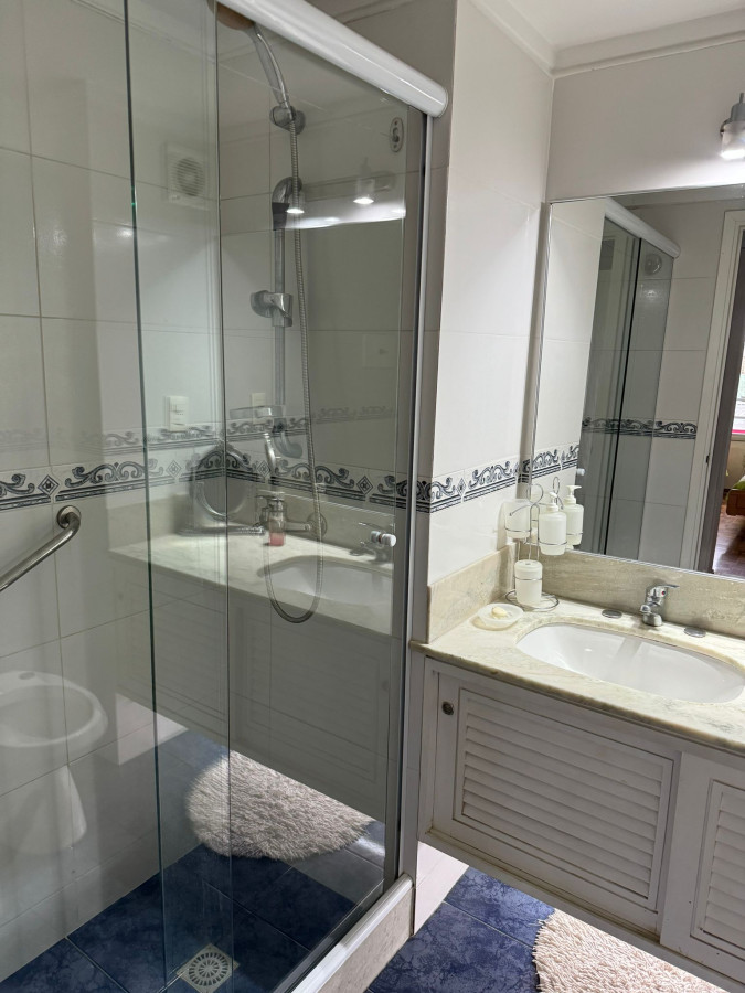 Apartamento ID.2785 - Se vende apto zona centrica, muy luminoso