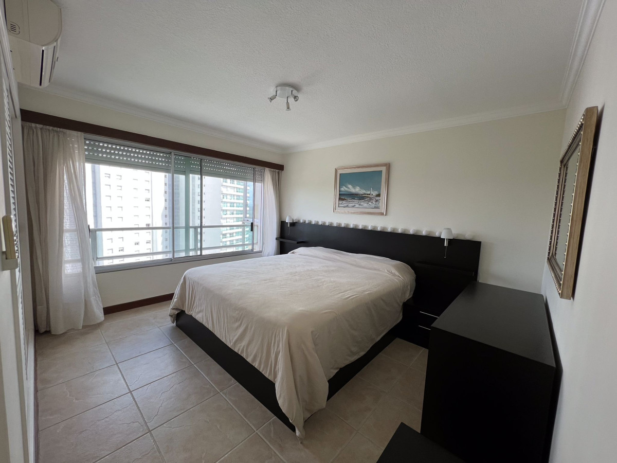 Apartamento ID.1092 - ¡Hermoso apartamento! Primera Linea al Mar 