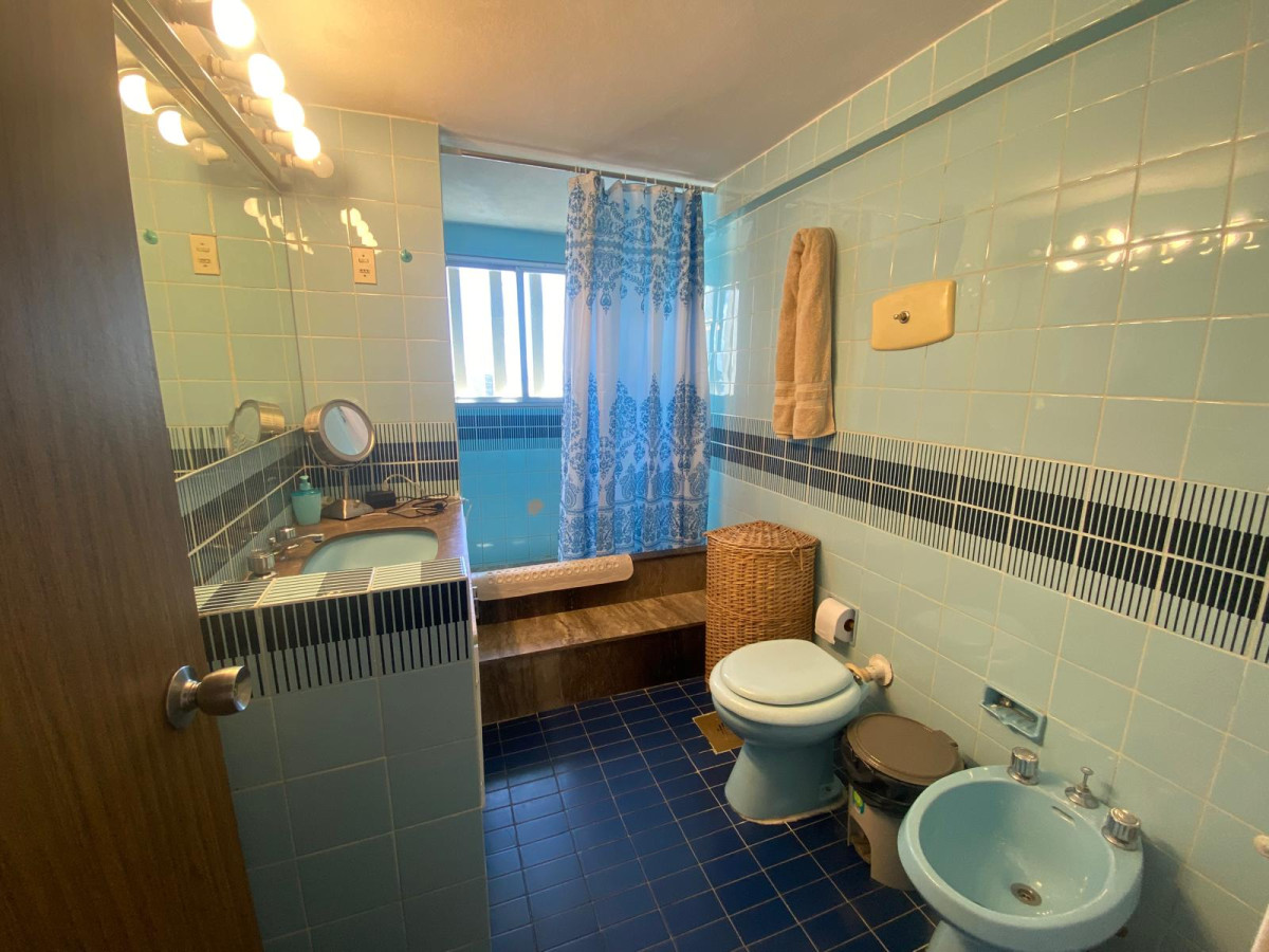Apartamento ID.2844 - Excelente vista, terraza, piso alto
