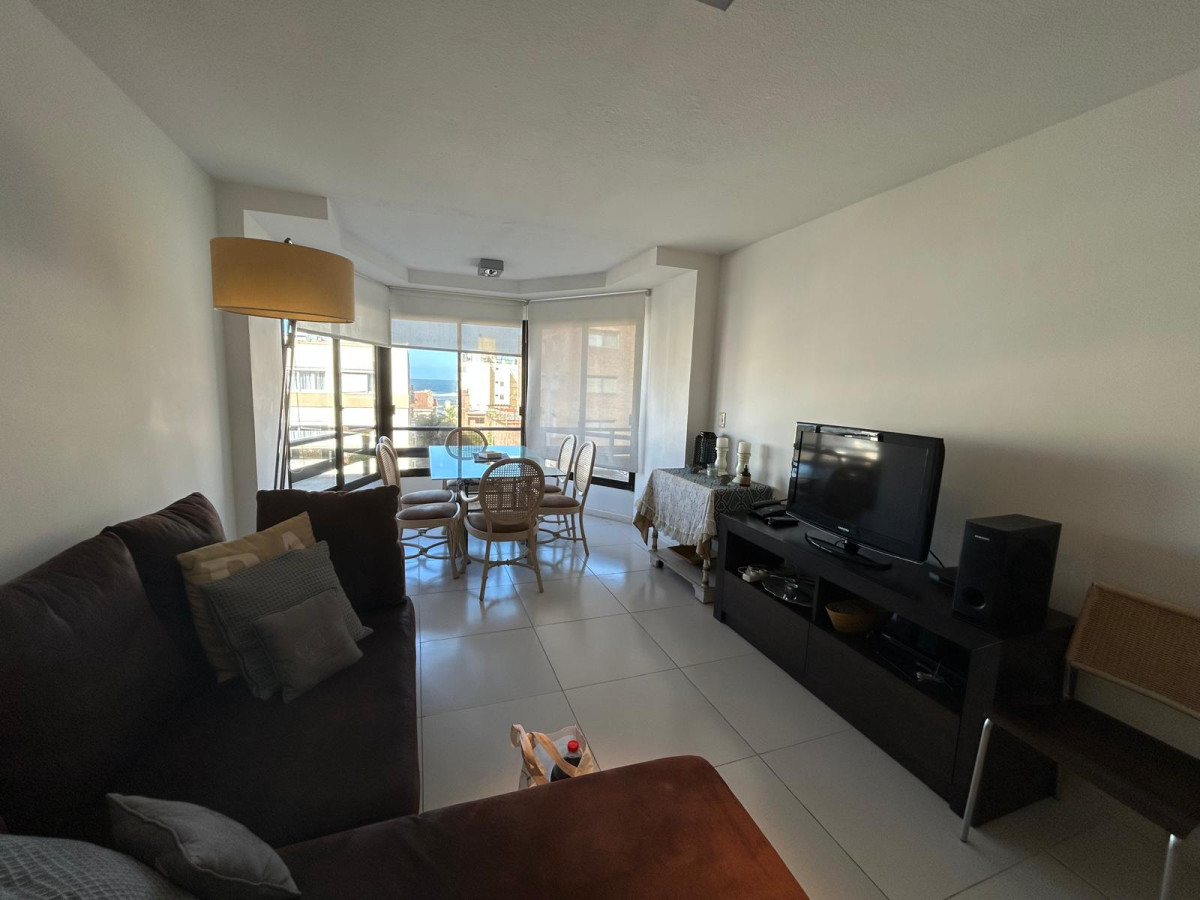 Apartamento ID.2720 - Se vende hermoso y amplio apto en la Peninsula 
