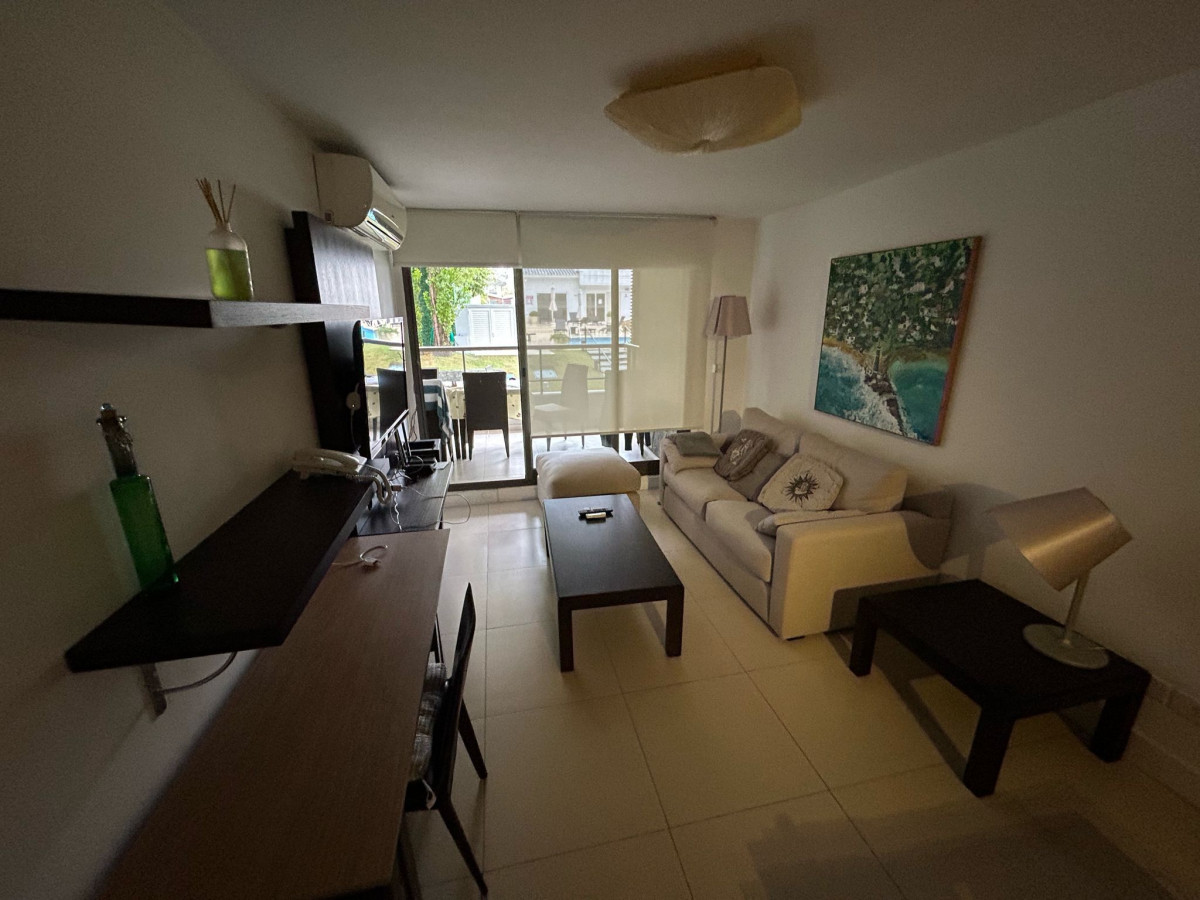 Alquiler anual en Edificio UNIQUE - GoPunta - Portal Inmobiliario de Punta del Este - Maldonado