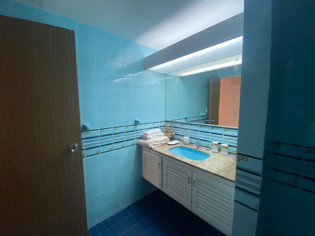Apartamento ID.2844 - Excelente vista, terraza, piso alto