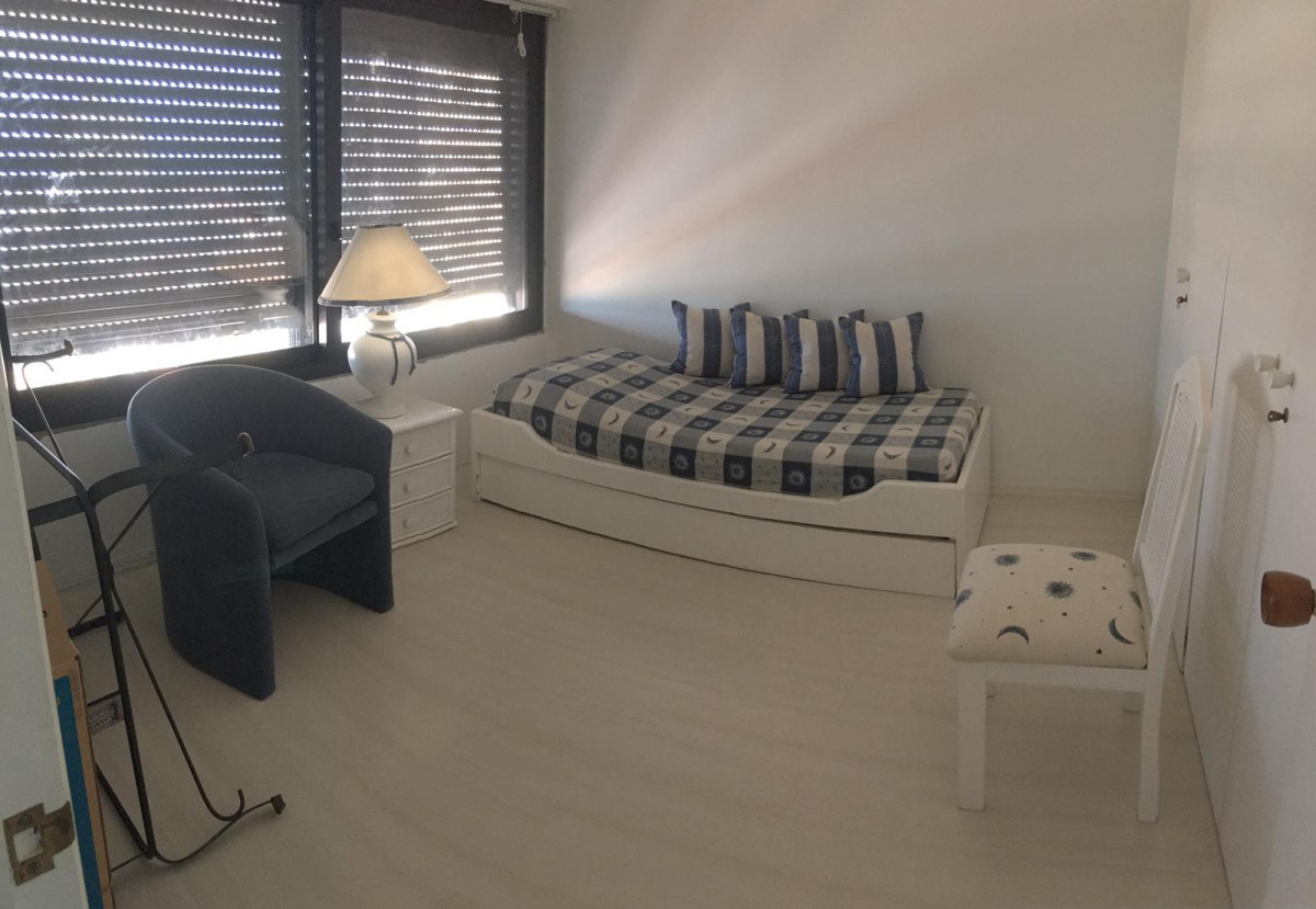 Apartamento ID.2308 - Piso alto con vista, Edificio con sevicios