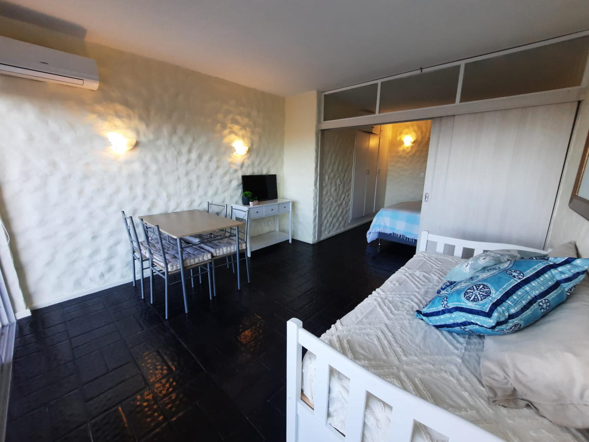 Apartamento ID.2605 - Muy lindo apartamento, frente a la parada 2 de Playa Brava 