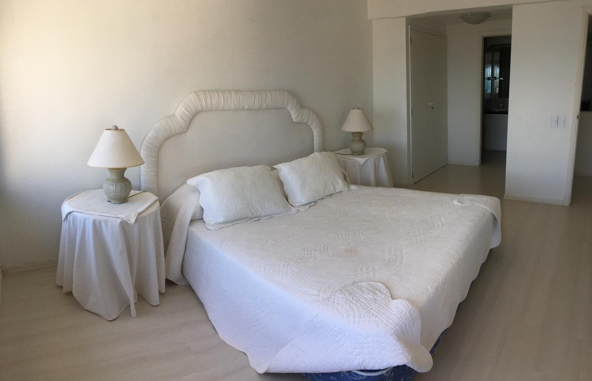 Apartamento ID.2308 - Piso alto con vista, Edificio con sevicios