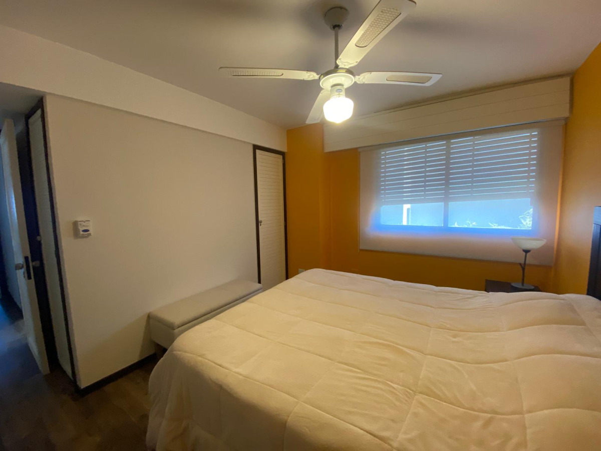 Apartamento ID.2850 - Excelente vista a la Playa Brava, Ideal para vivir todo el año