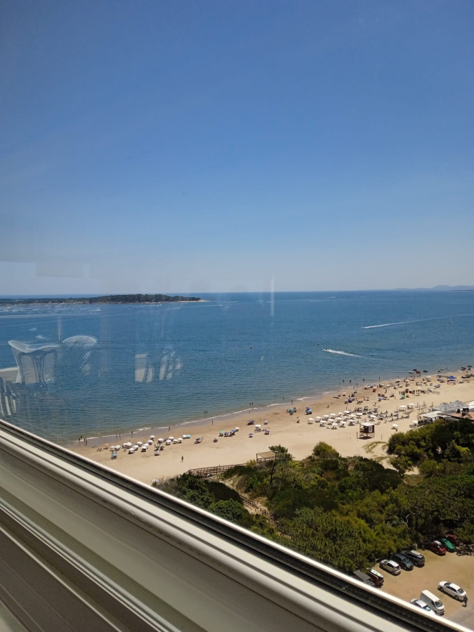 Apartamento ID.1845 - Penthouse, primera linea al mar.
