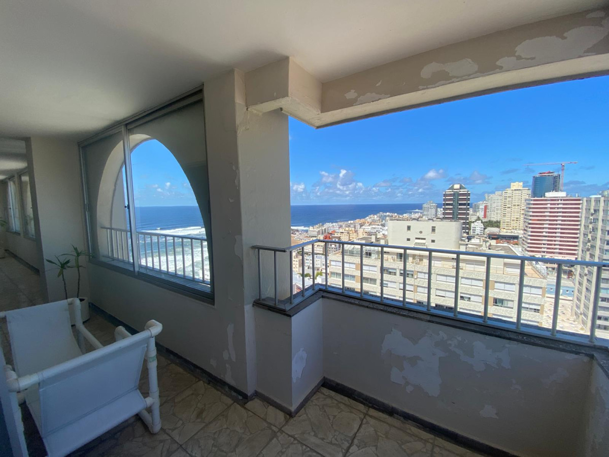 Apartamento ID.2844 - Excelente vista, terraza, piso alto