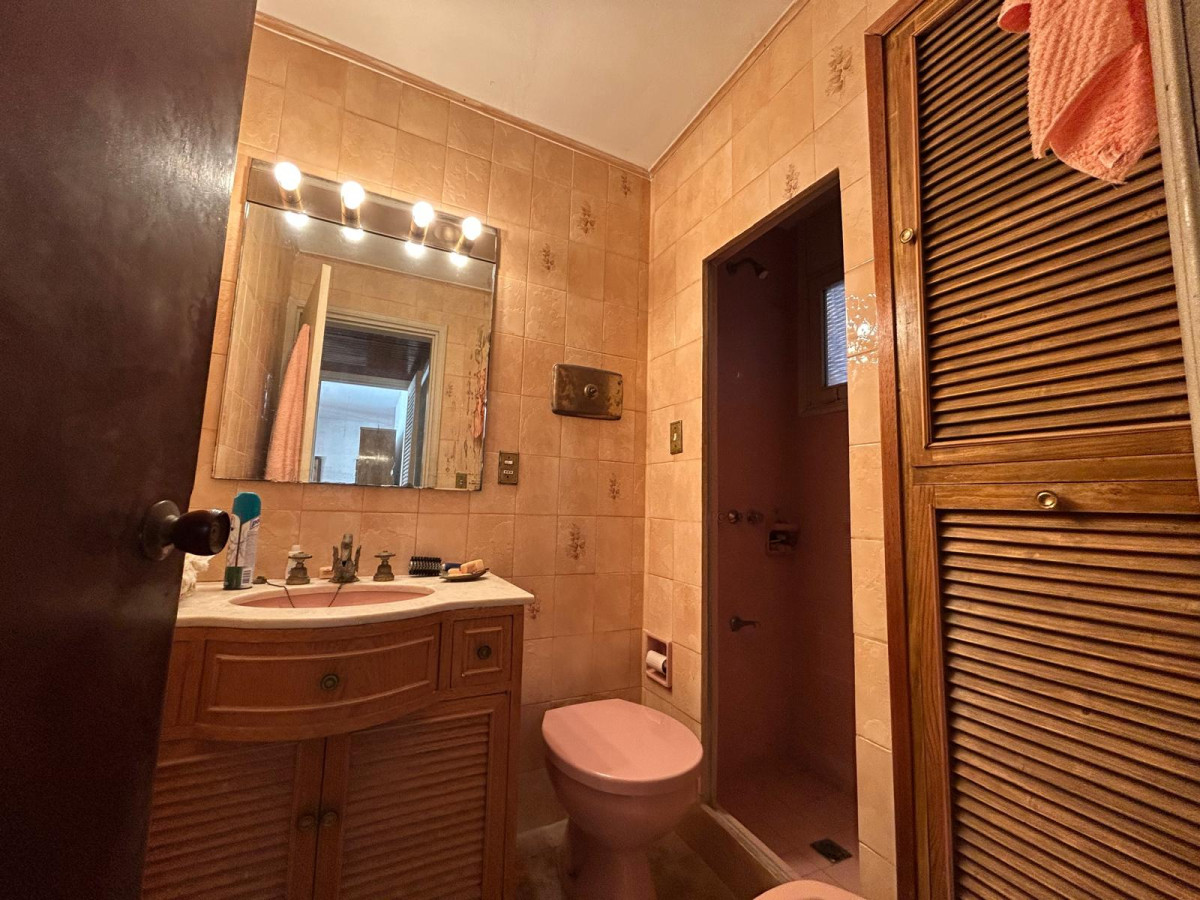 Apartamento ID.2963 - Venta de apto en Edificio Islamar, a metros de las Playas 