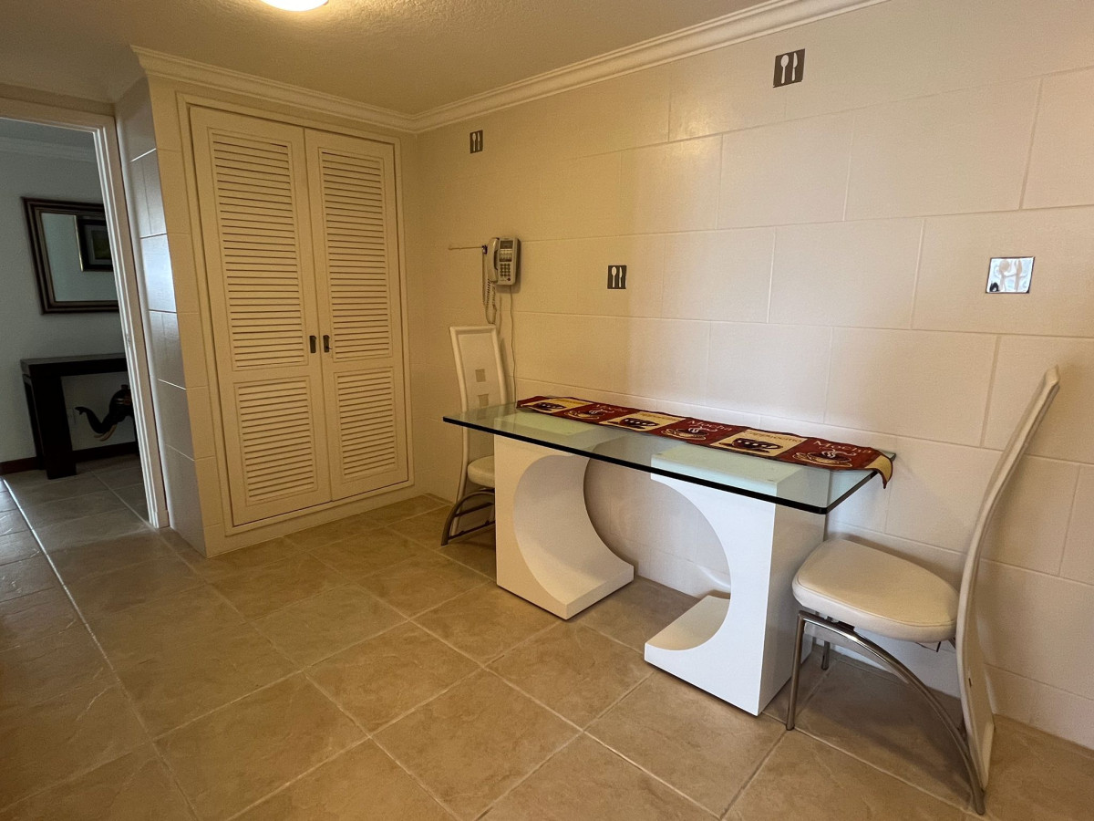 Apartamento ID.1092 - ¡Hermoso apartamento! Primera Linea al Mar 