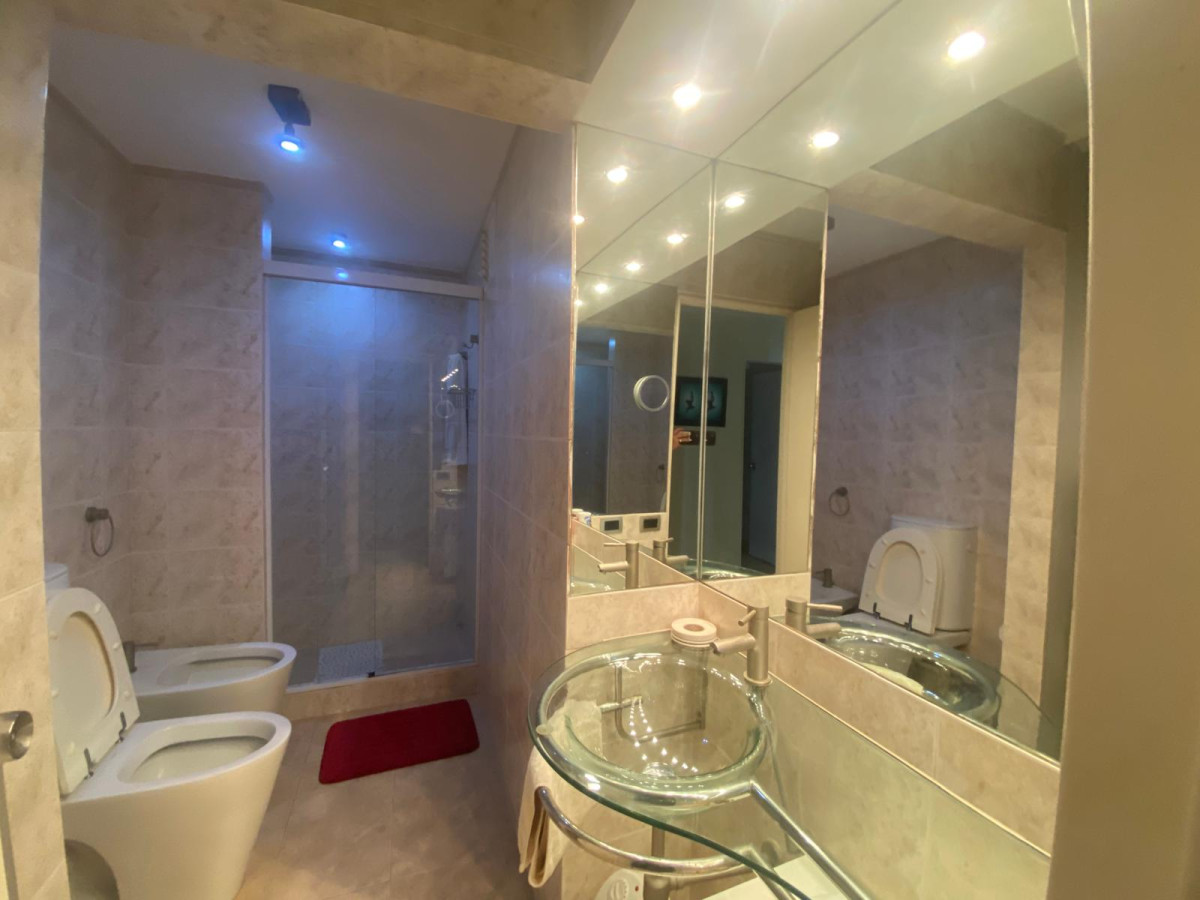 Apartamento ID.2845 - Piso alto, excelente vista a las Playas Brava y Mansa