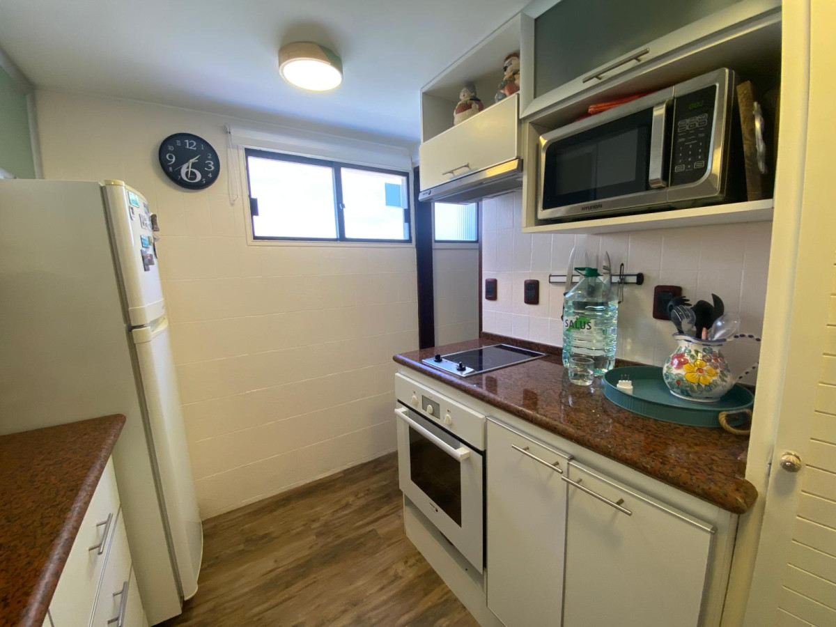 Apartamento ID.2850 - Excelente vista a la Playa Brava, Ideal para vivir todo el año