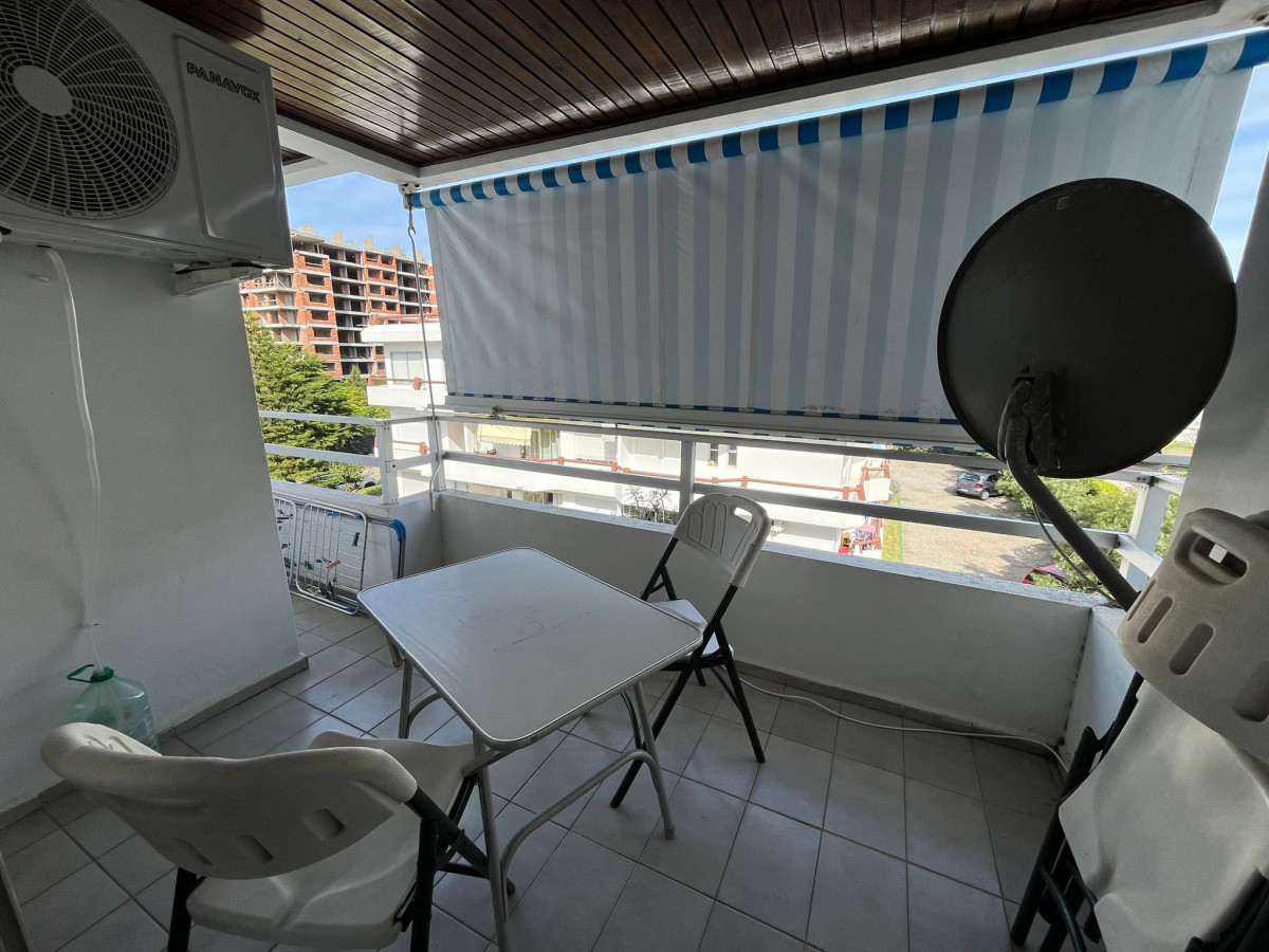 Apartamento ID.2799 - Hermoso apartamento a la venta, con terraza, parrillero, cochera 